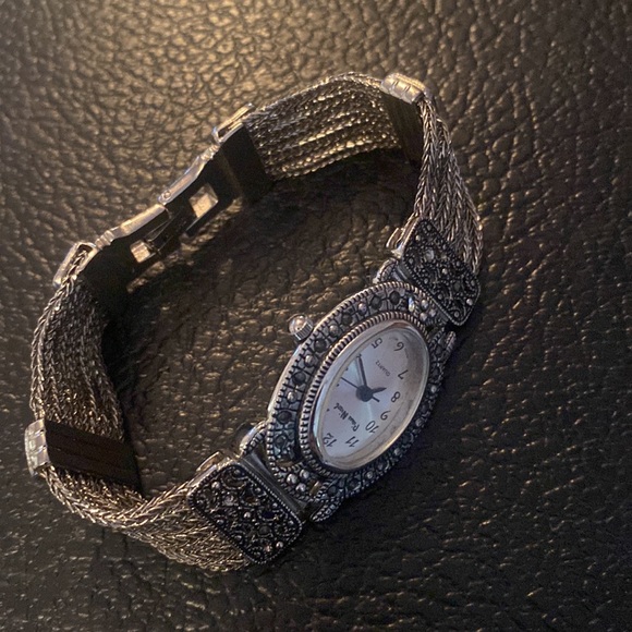 Pierre Nicol vintage Ladies Wrist Watch oval face rhinestones unique chain - Picture 6 of 10